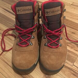 Columbia hiking boots